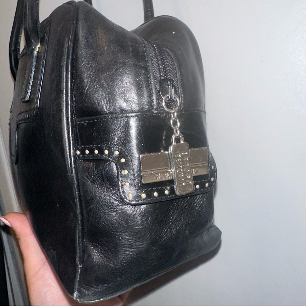 Stuart Weitzman Black Leather Shoulder Bag - Picture 3 of 12